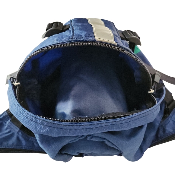 MEC (Mountain Equipment Co-op) Modular Hydration Waist Pack – adjustable - Picture 3 of 12